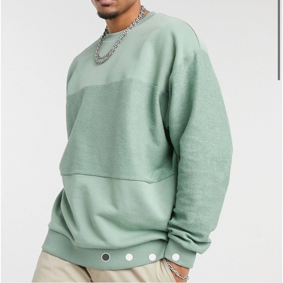 ASOS DESIGN oversized sweatshirt with cut and sew panel - Picture 1 of 6